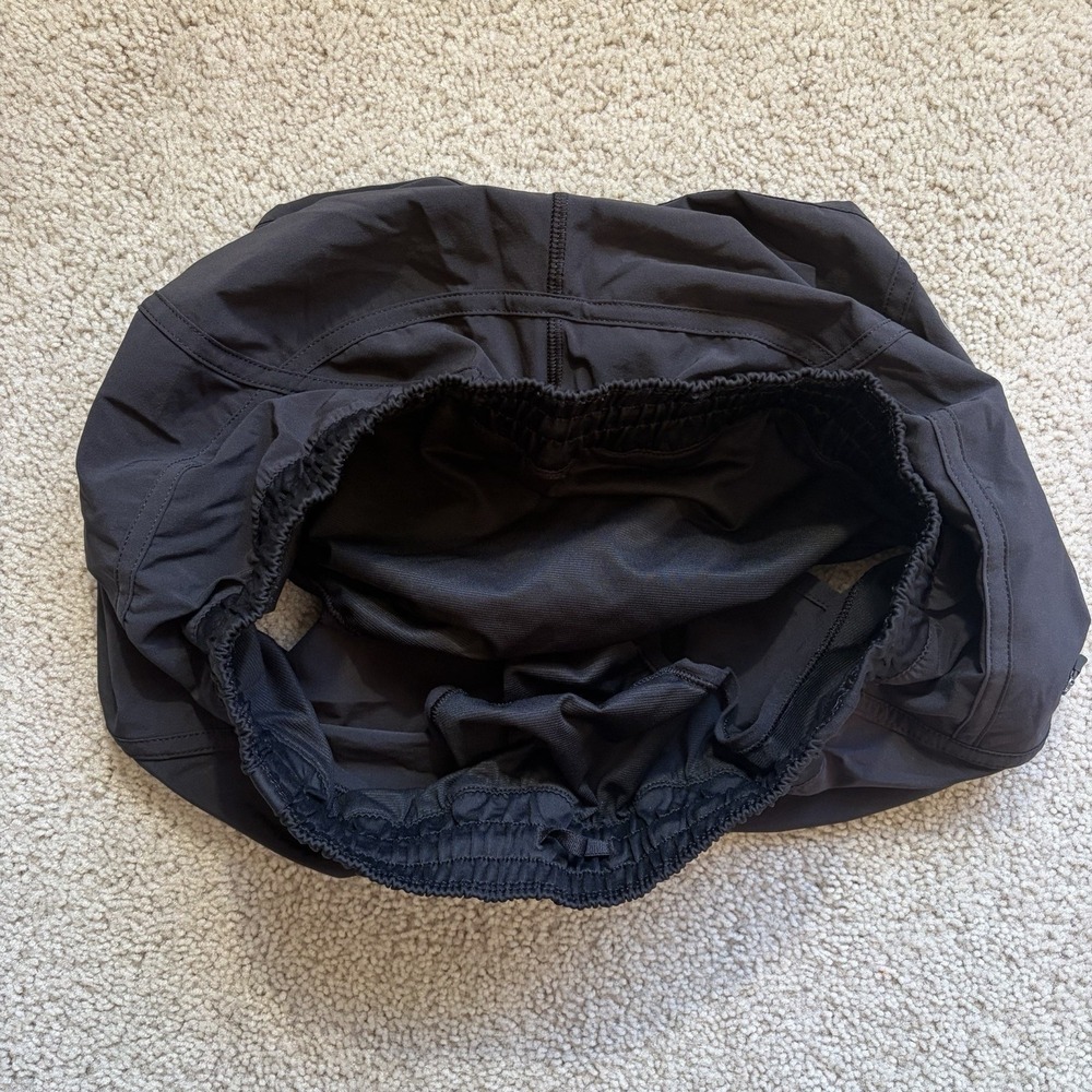 Lululemon Athletic Shorts Women's Size 8 Black Liner Running Sports Cheer - Picture 3 of 8